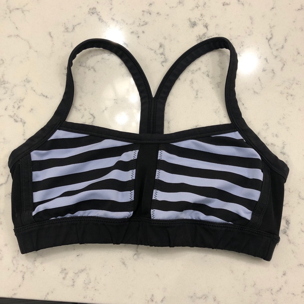 Lululemon Sports Bra, sz 6